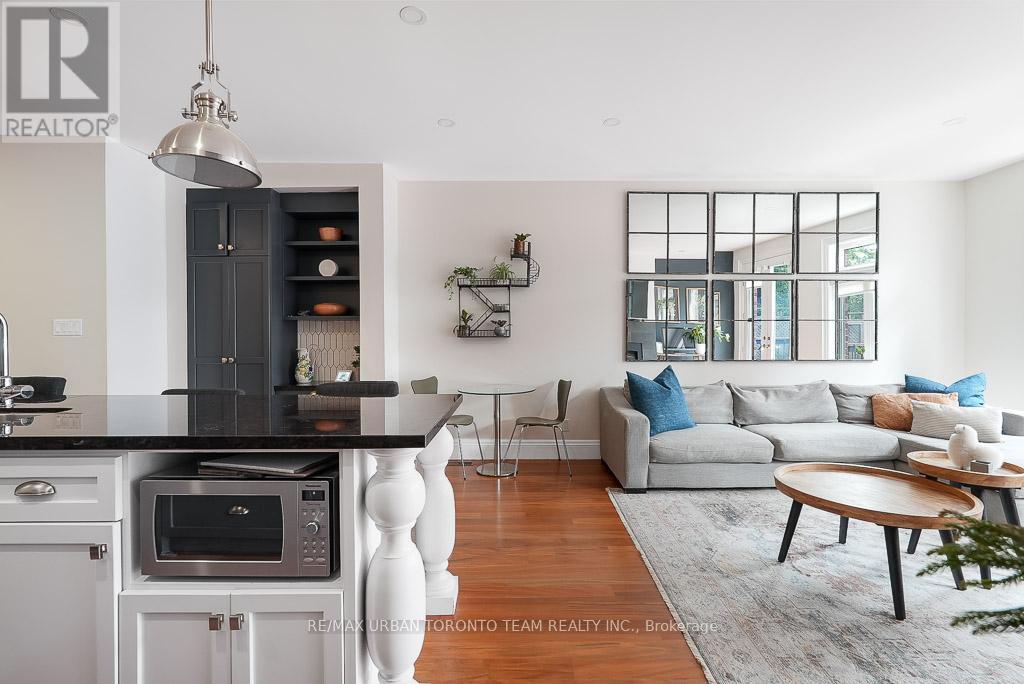 21a Grove Avenue, Toronto, Ontario  M6J 3B5 - Photo 3 - C12935702