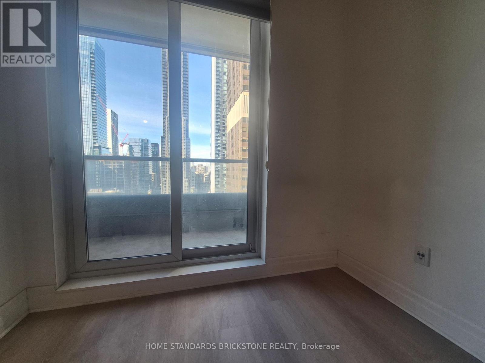 1703 - 35 Balmuto Street, Toronto, Ontario  M4Y 0A3 - Photo 10 - C12935708