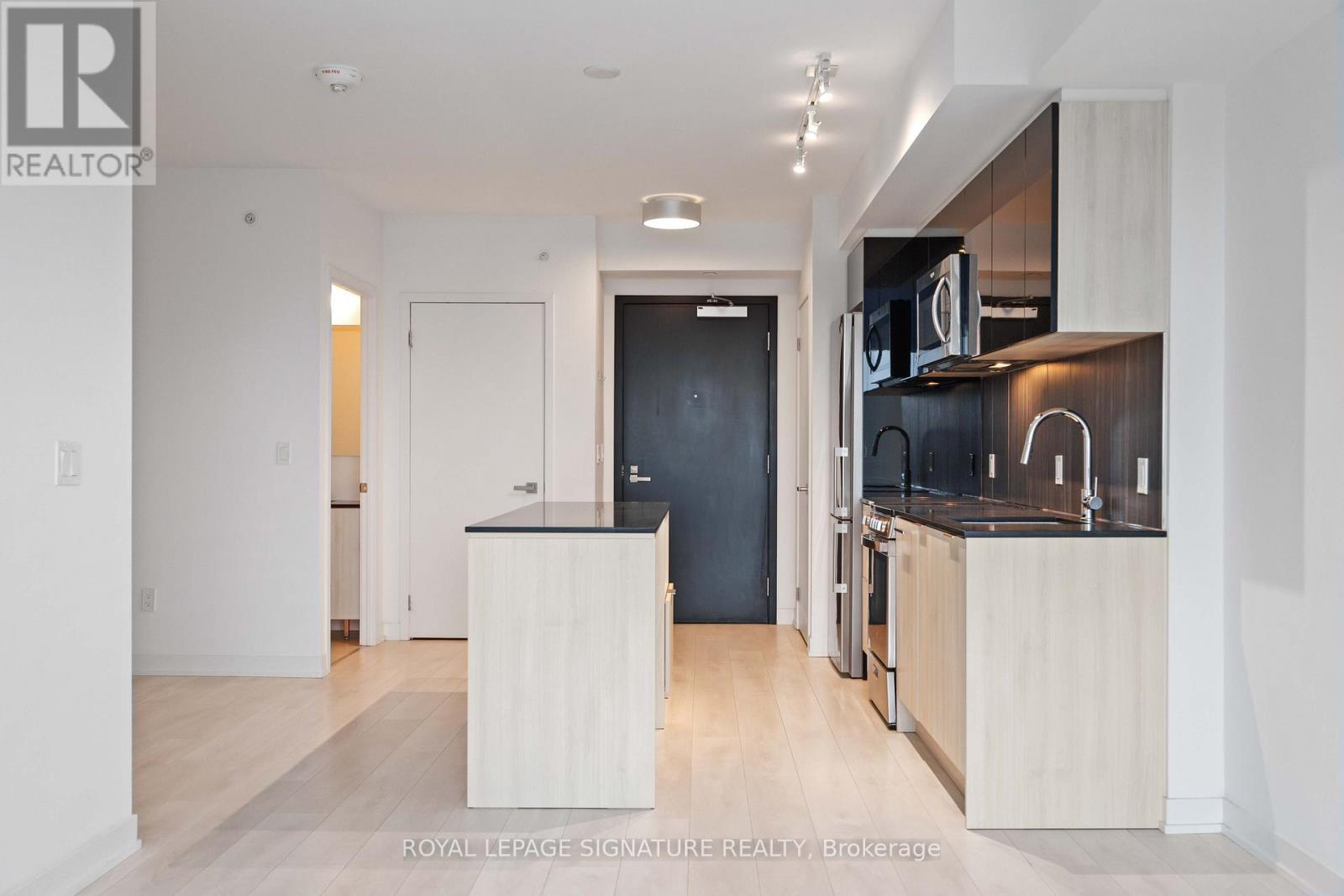 332 - 31 Tippett Road, Toronto, Ontario  M3H 0C8 - Photo 15 - C12935726