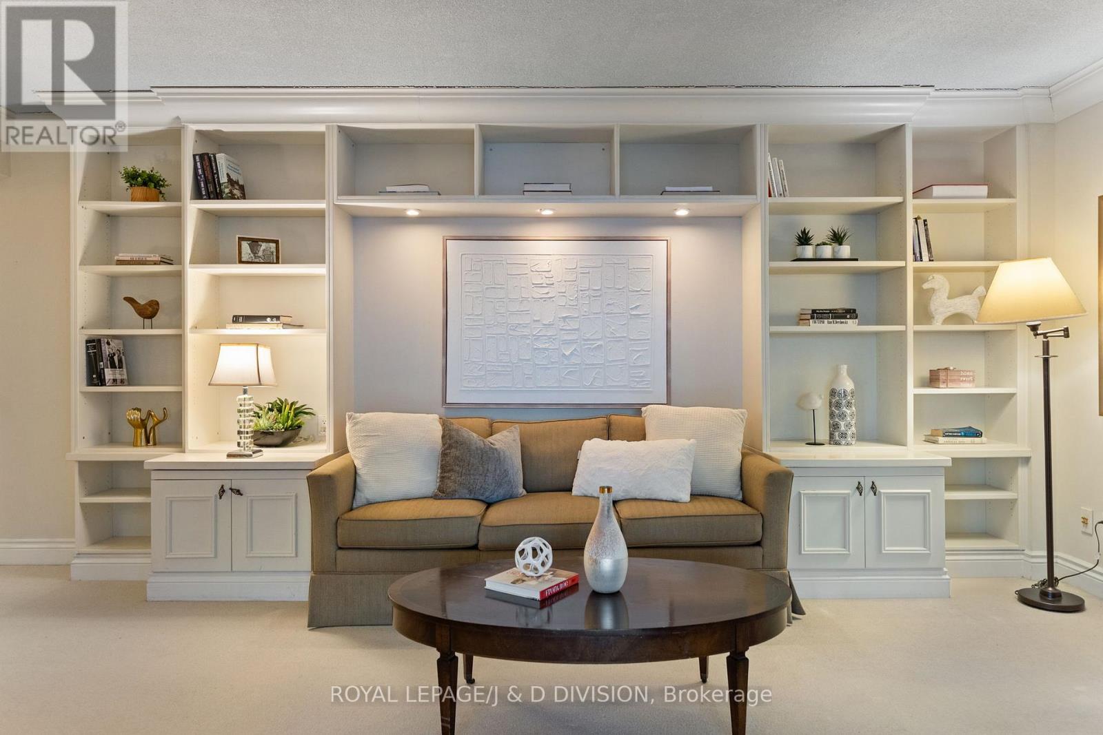 1405 - 63 St Clair Avenue W, Toronto, Ontario  M4V 2Y9 - Photo 13 - C12935742