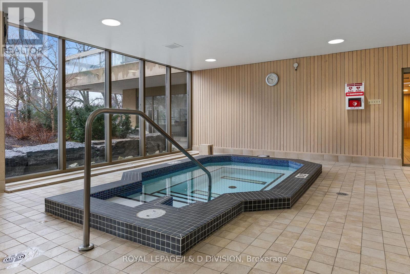 1405 - 63 St Clair Avenue W, Toronto, Ontario  M4V 2Y9 - Photo 37 - C12935742