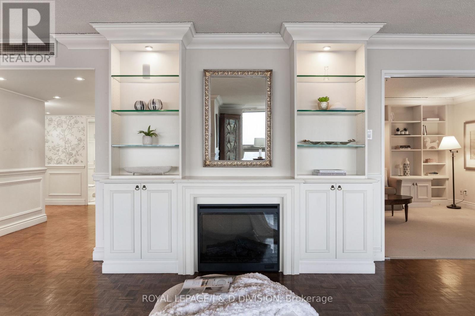 1405 - 63 St Clair Avenue W, Toronto, Ontario  M4V 2Y9 - Photo 6 - C12935742