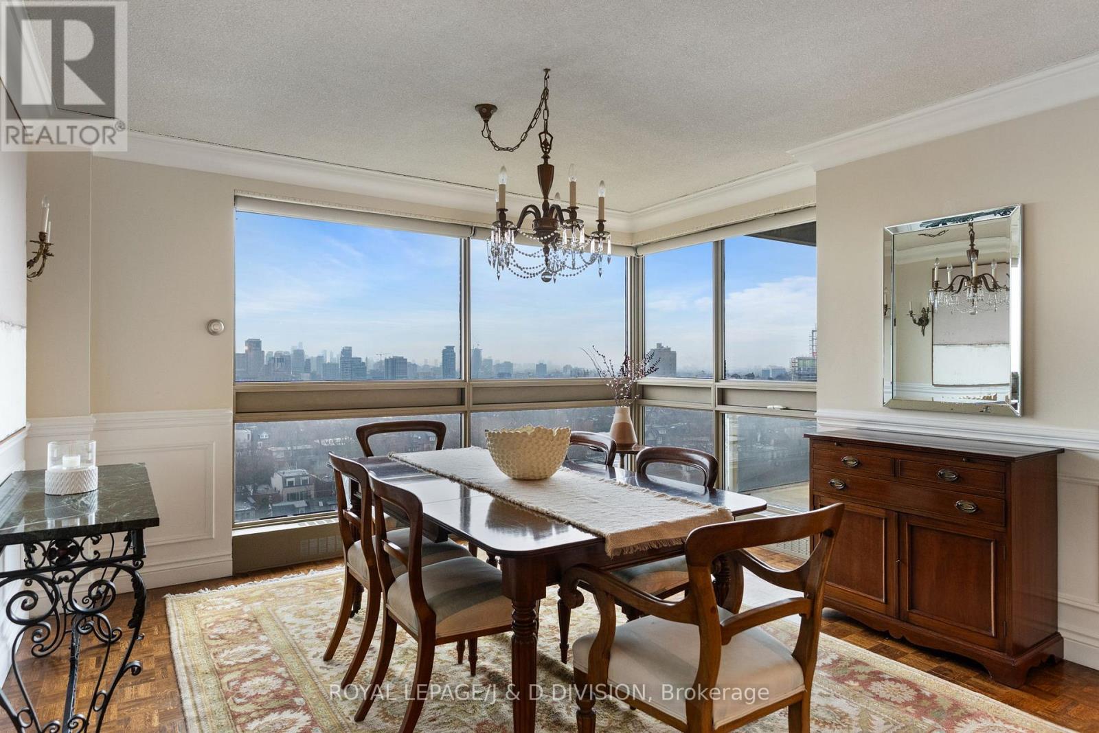 1405 - 63 St Clair Avenue W, Toronto, Ontario  M4V 2Y9 - Photo 7 - C12935742