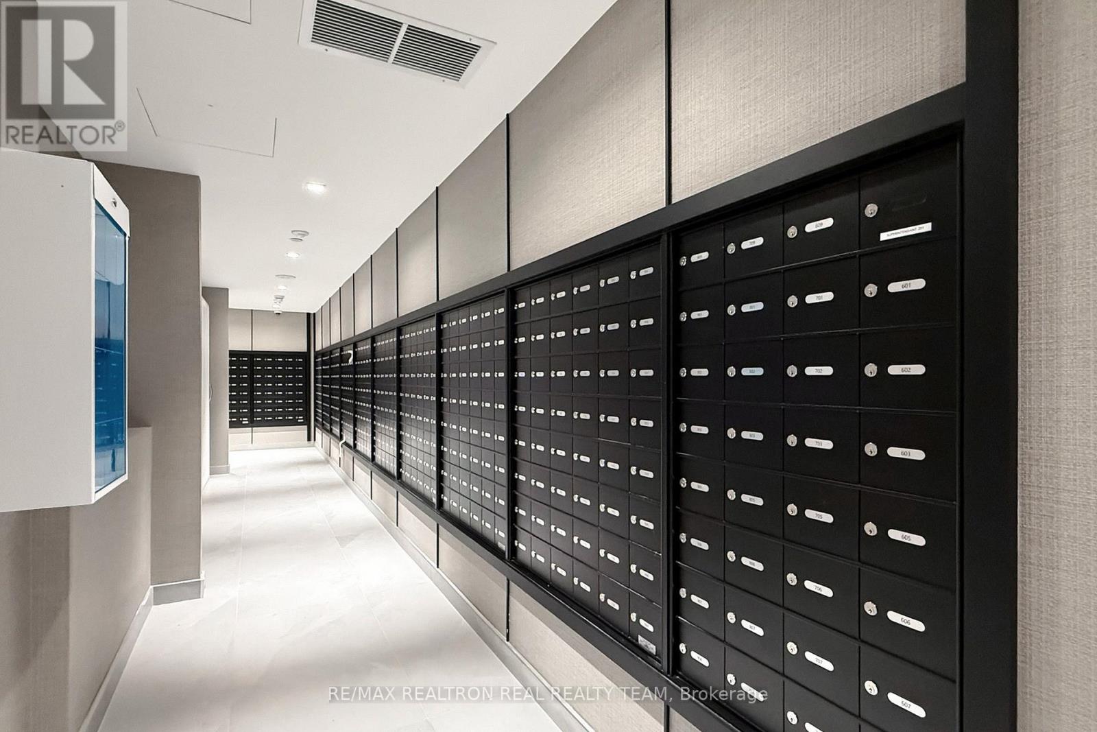 4507 - 8 Wellesley Street W, Toronto, Ontario  M4Y 0J5 - Photo 20 - C12935748