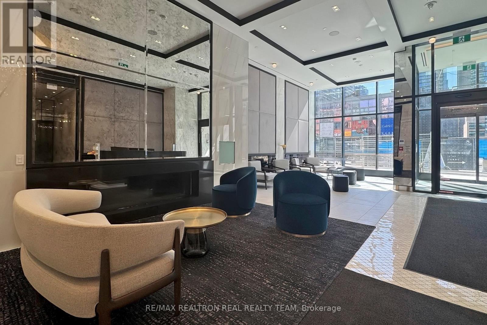 4507 - 8 Wellesley Street W, Toronto, Ontario  M4Y 0J5 - Photo 6 - C12935748