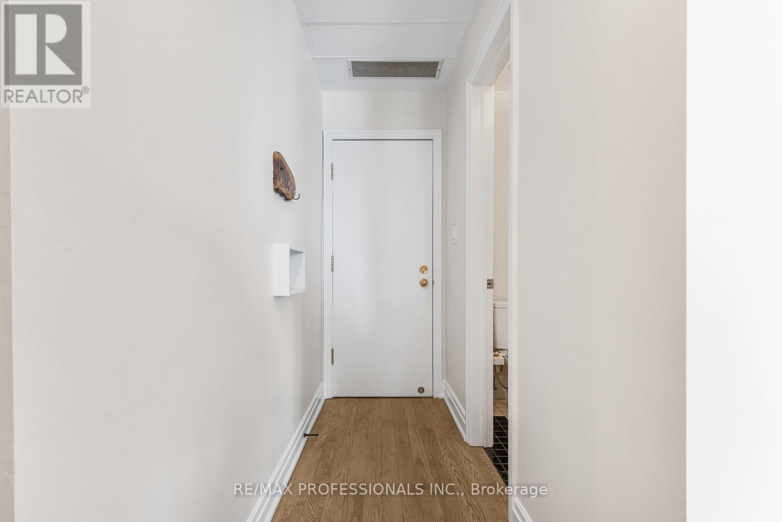 C - 253 Wellesley Street E, Toronto, Ontario  M4X 1G8 - Photo 17 - C12935840