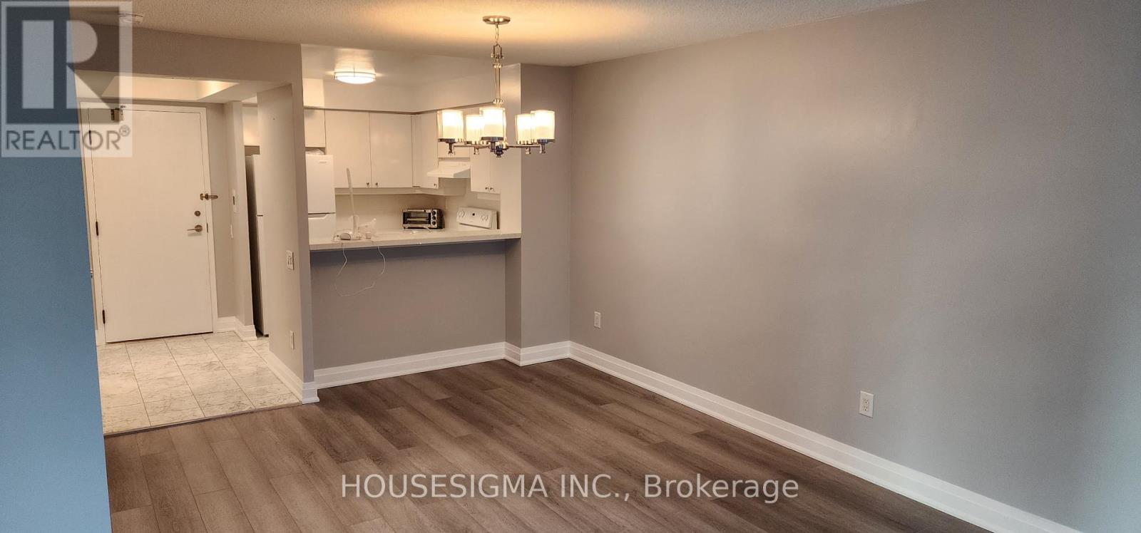 703 - 942 Yonge Street, Toronto, Ontario  M4W 3S8 - Photo 7 - C12935854