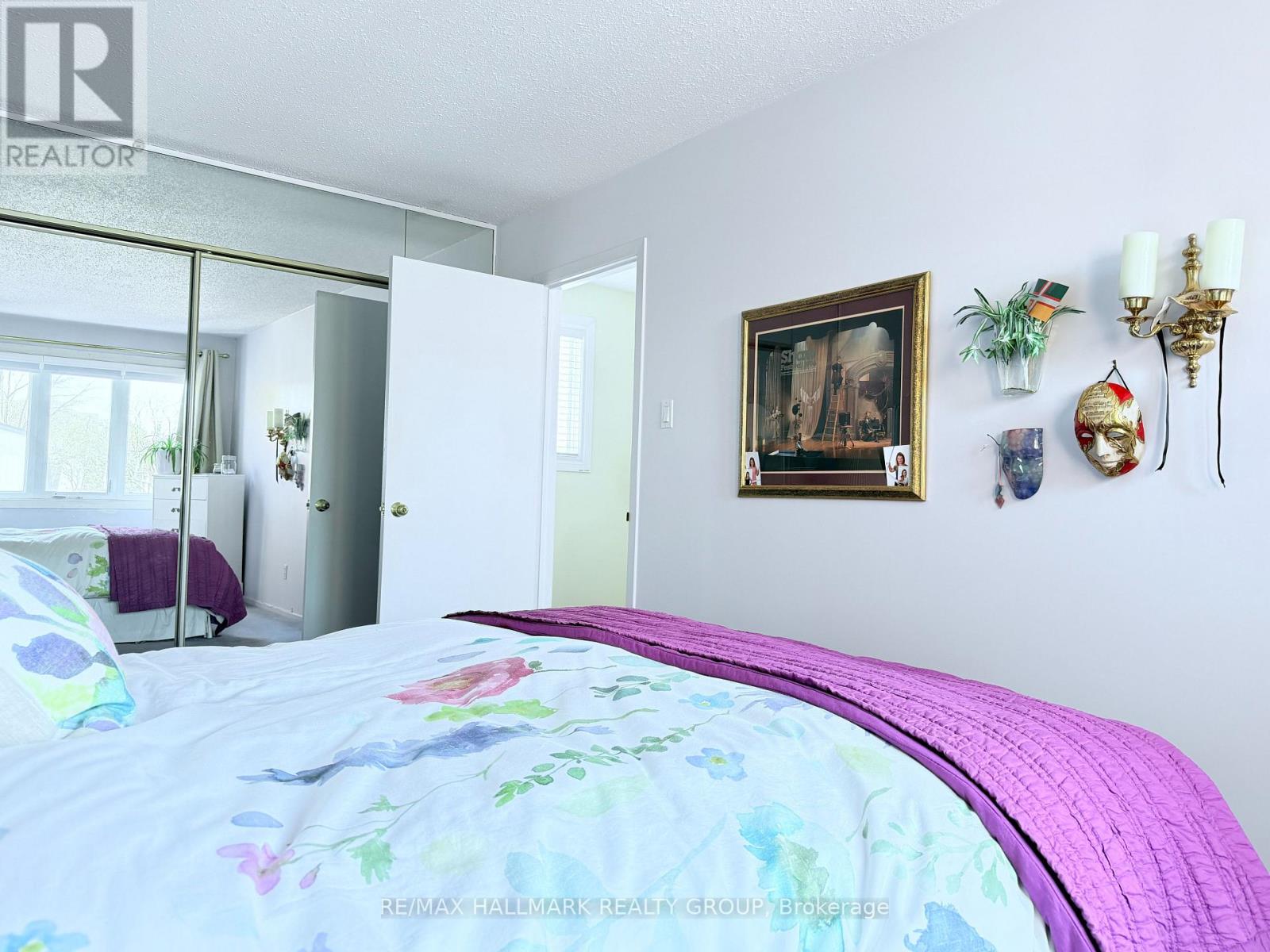 8 - 837 Eastvale Drive, Ottawa, Ontario  K1J 7T5 - Photo 12 - X12935698