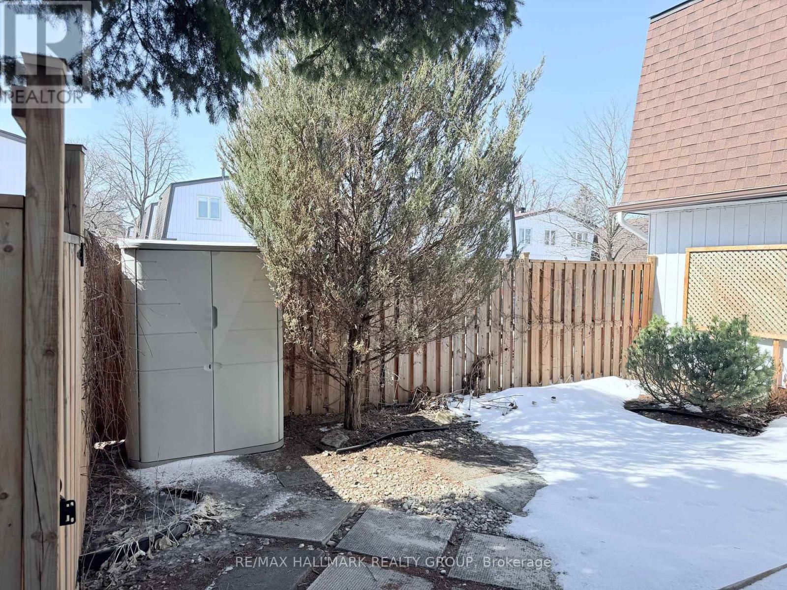 8 - 837 Eastvale Drive, Ottawa, Ontario  K1J 7T5 - Photo 25 - X12935698