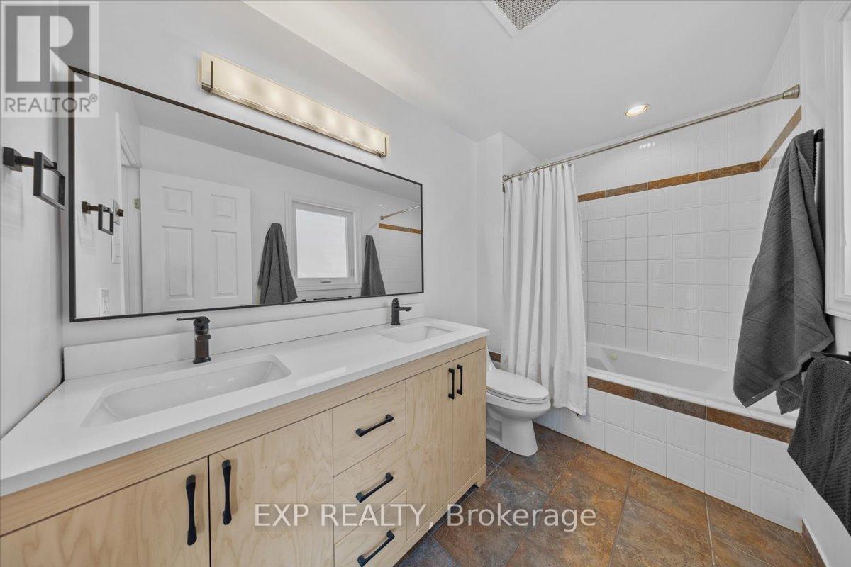 25 Cullen Court, Ottawa, Ontario  K2G 4Z3 - Photo 23 - X12935738