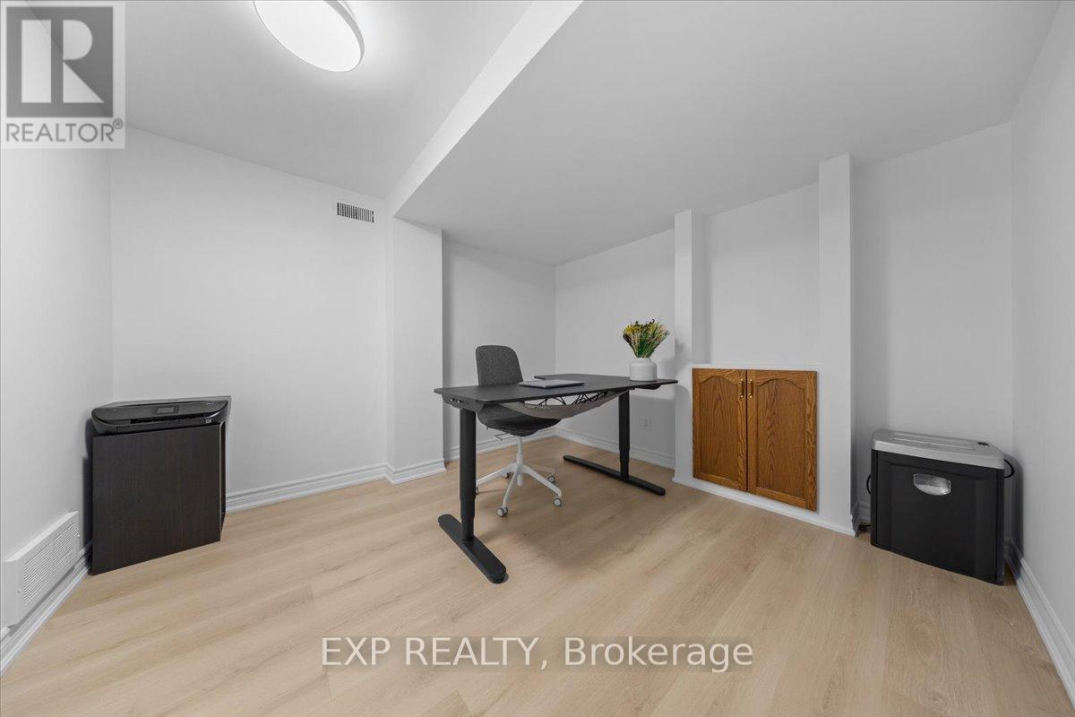 25 Cullen Court, Ottawa, Ontario  K2G 4Z3 - Photo 30 - X12935738