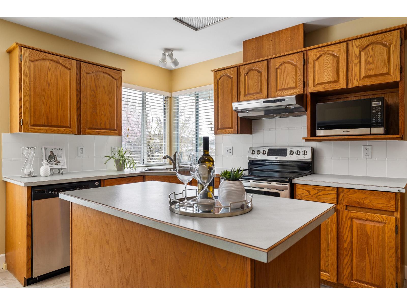 14316 92 Avenue, Surrey, British Columbia  V3V 1J6 - Photo 10 - R3103262