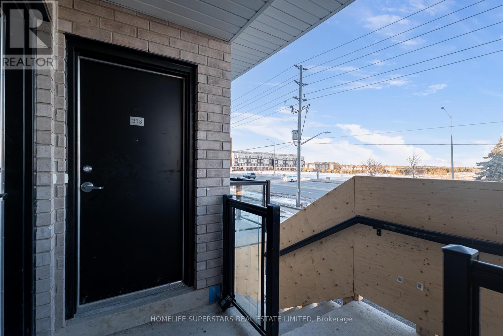 313 - 1695 Dersan Street, Pickering, Ontario  L1V 2P8 - Photo 2 - E12935826