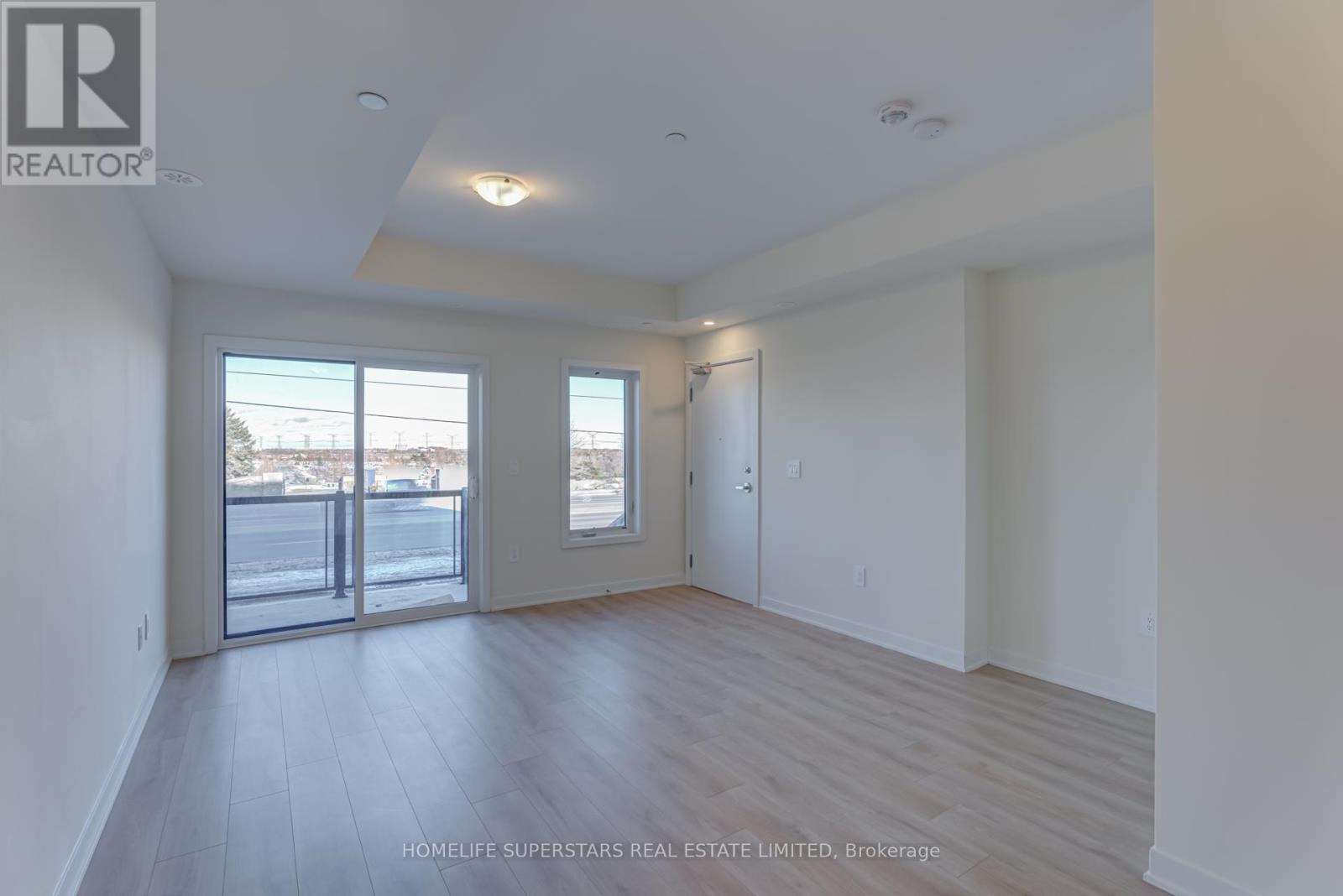 313 - 1695 Dersan Street, Pickering, Ontario  L1V 2P8 - Photo 5 - E12935826