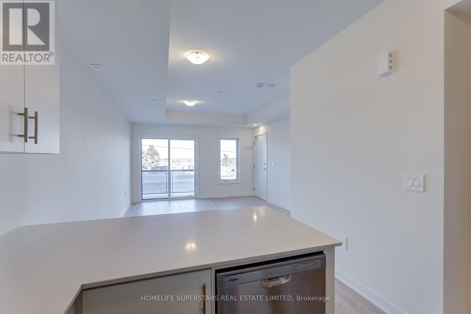 313 - 1695 Dersan Street, Pickering, Ontario  L1V 2P8 - Photo 7 - E12935826