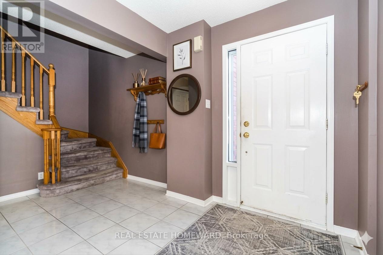 1941 Pine Grove Avenue, Pickering, Ontario  L1V 6R4 - Photo 3 - E12935914