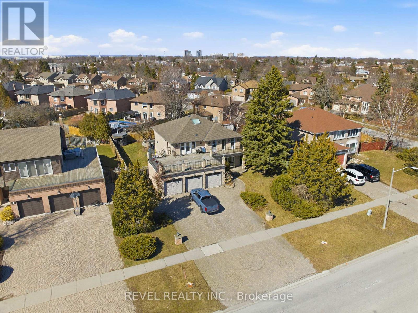 88 Lake Driveway W, Ajax, Ontario  L1S 4T2 - Photo 9 - E12935936