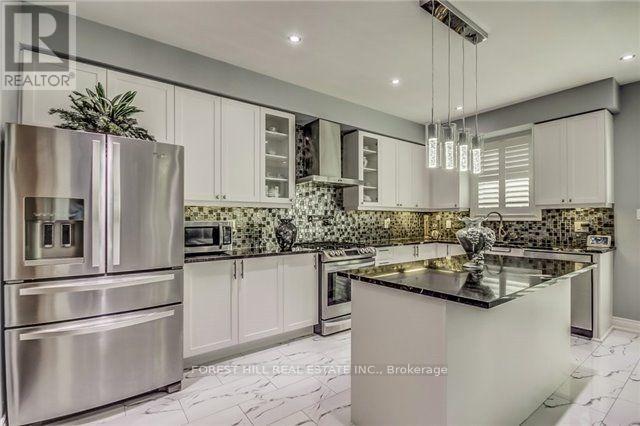 7 Grogan Street, Ajax, Ontario  L1Z 0P6 - Photo 4 - E12935958