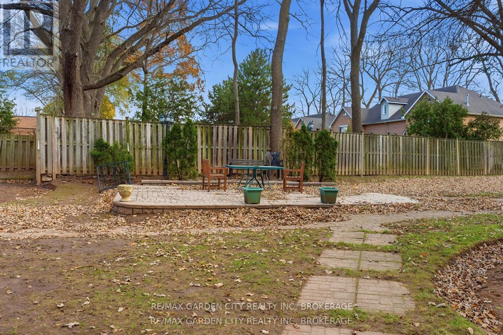 230 - 4658 Drummond Road, Niagara Falls, Ontario  L2E 7E1 - Photo 23 - X12935844