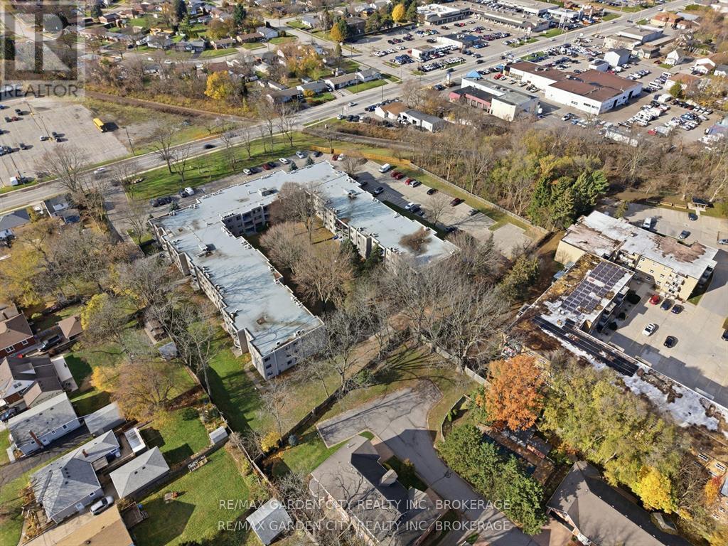 230 - 4658 Drummond Road, Niagara Falls, Ontario  L2E 7E1 - Photo 35 - X12935844