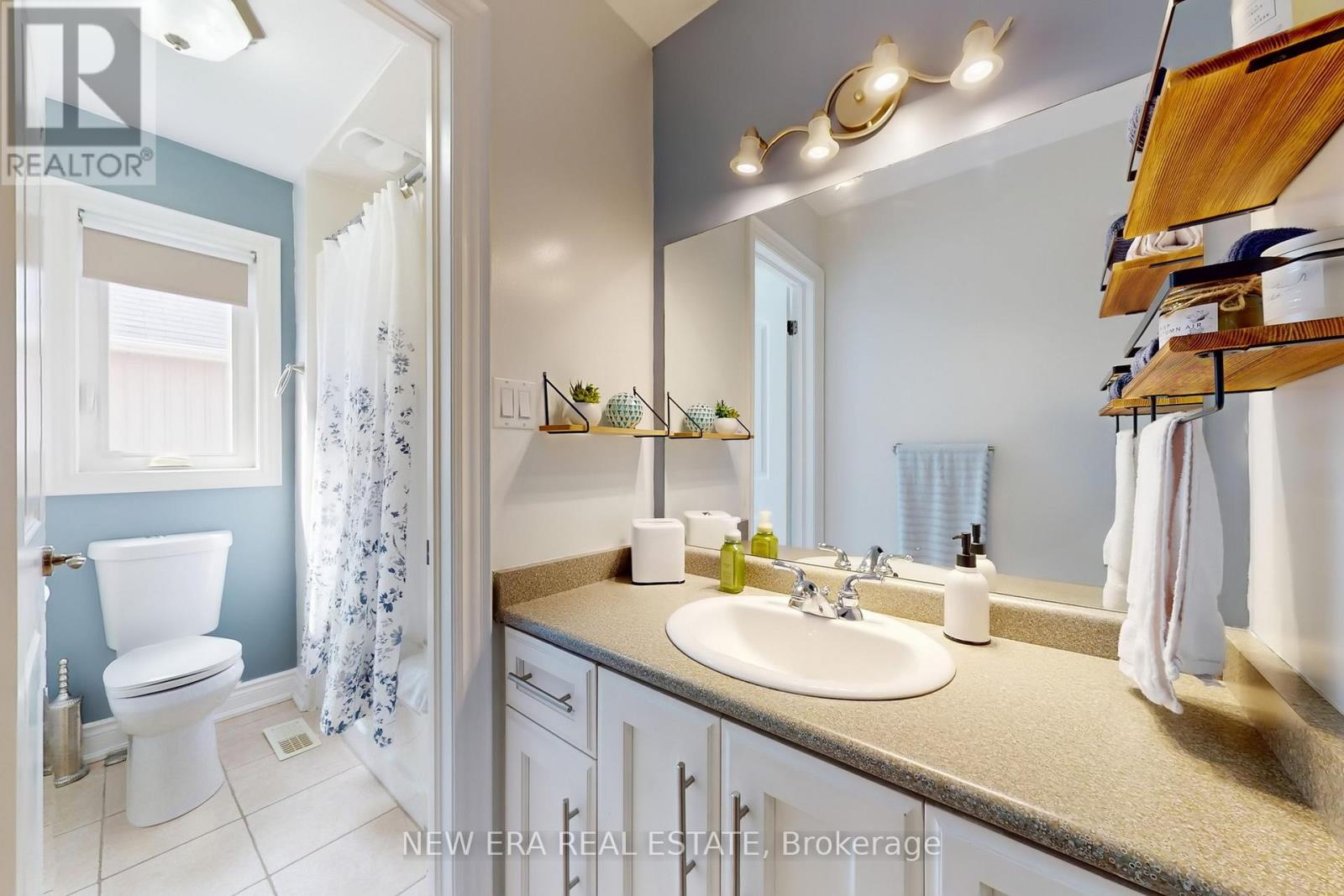 1031 Lake Drive N, Georgina, Ontario  L4P 3E9 - Photo 28 - N12935746