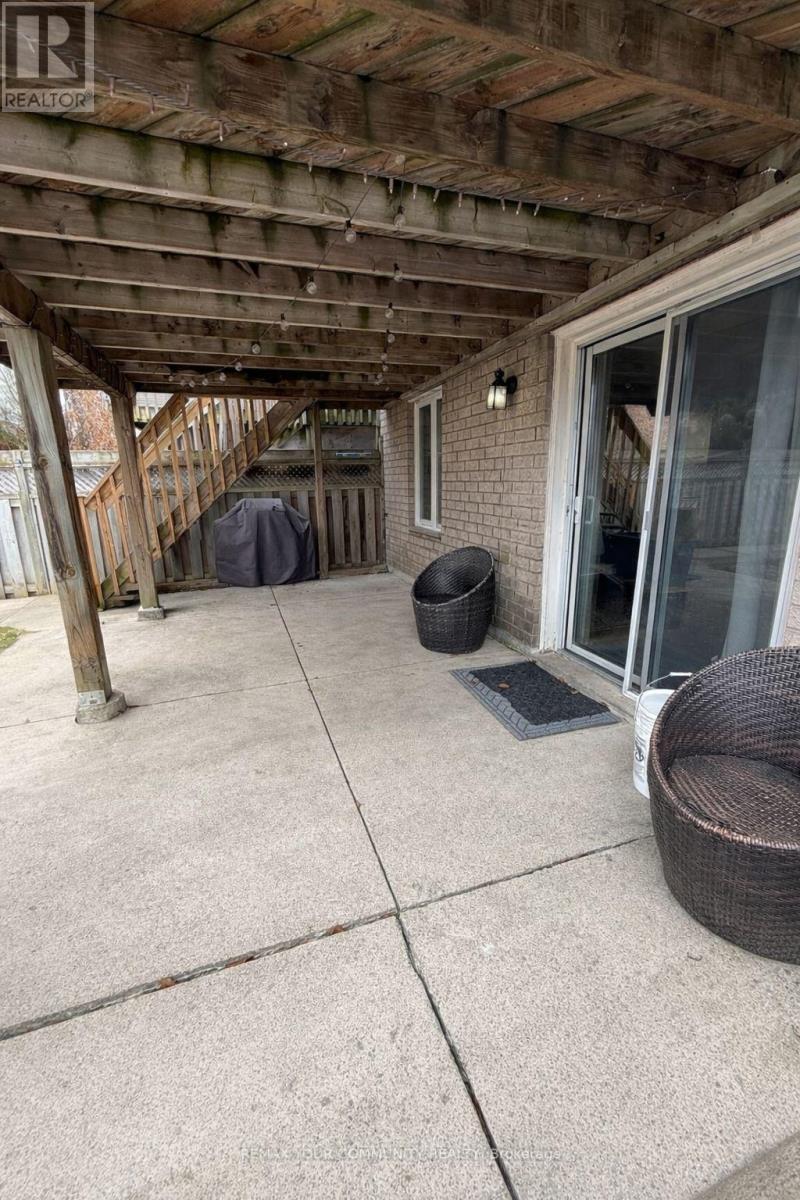 Lower - 67 Castillian Drive, Vaughan, Ontario  L4H 1S9 - Photo 6 - N12935772