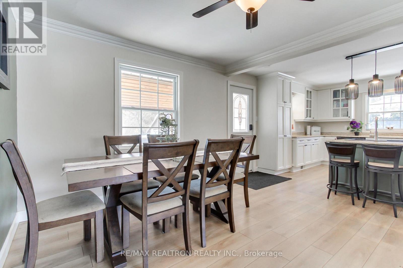 4881 Mount Albert Road, East Gwillimbury, Ontario  L0G 1M0 - Photo 17 - N12935796