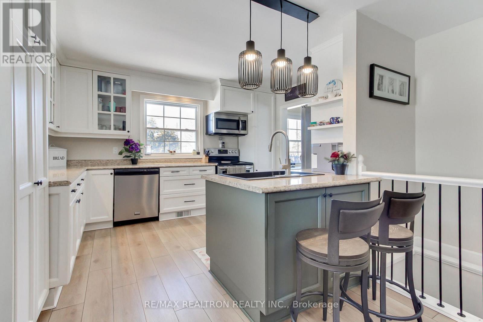 4881 Mount Albert Road, East Gwillimbury, Ontario  L0G 1M0 - Photo 20 - N12935796