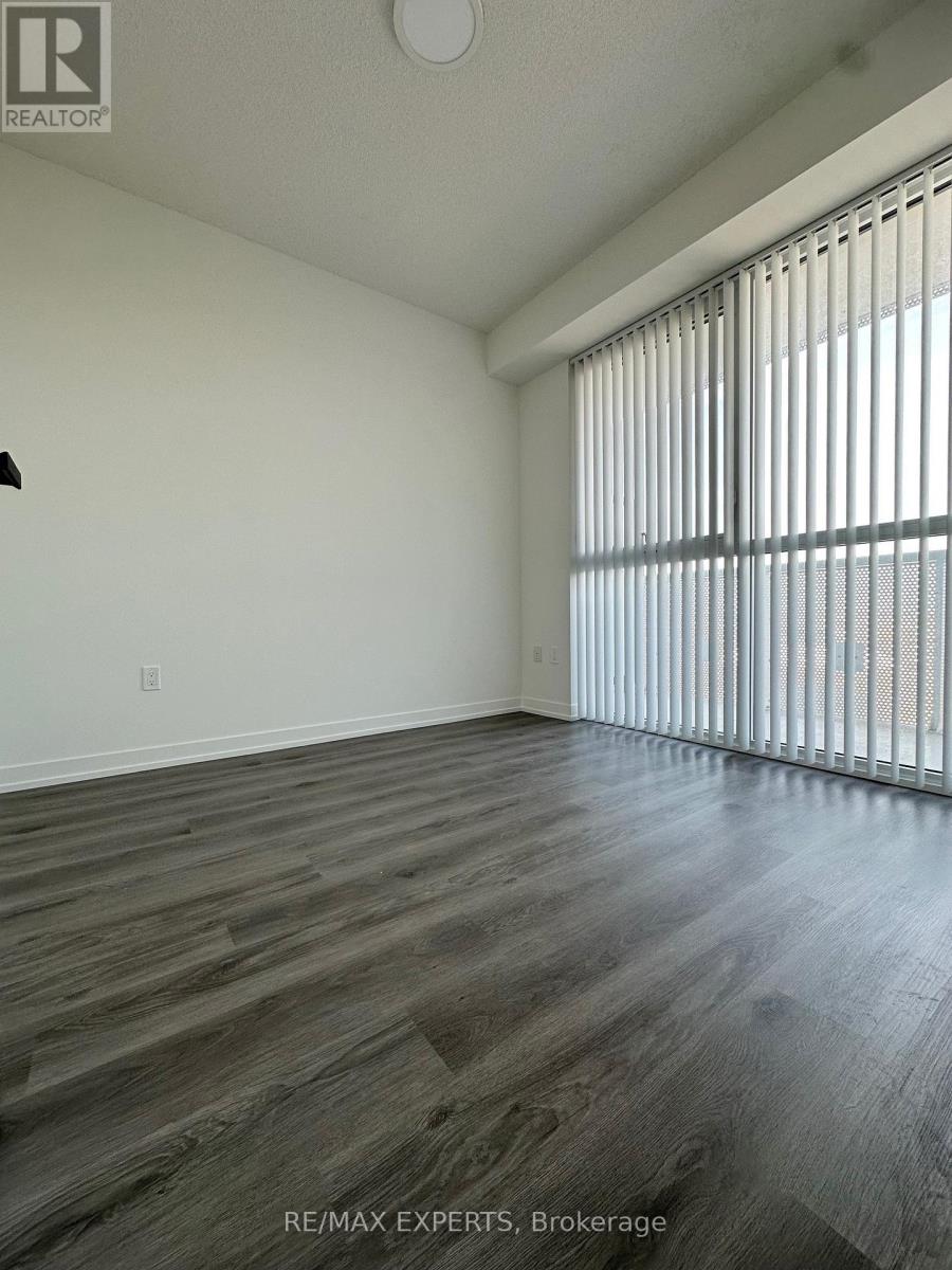 1010 - 225 Commerce Street, Vaughan, Ontario  L4K 5Z7 - Photo 11 - N12935824