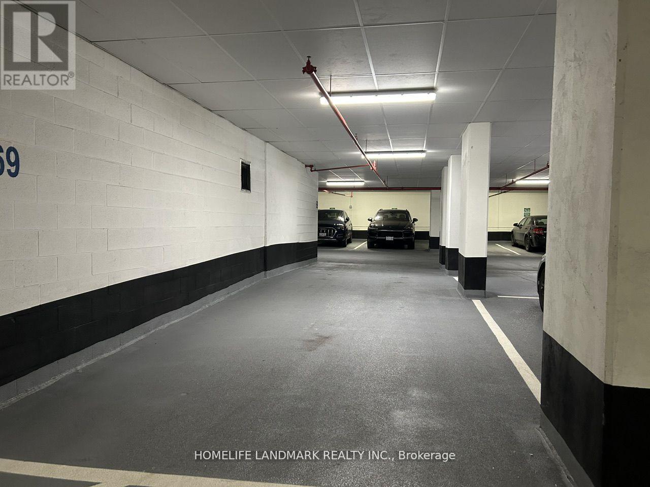 811 - 15 Water Walk Drive, Markham, Ontario  L6G 0G2 - Photo 14 - N12935848