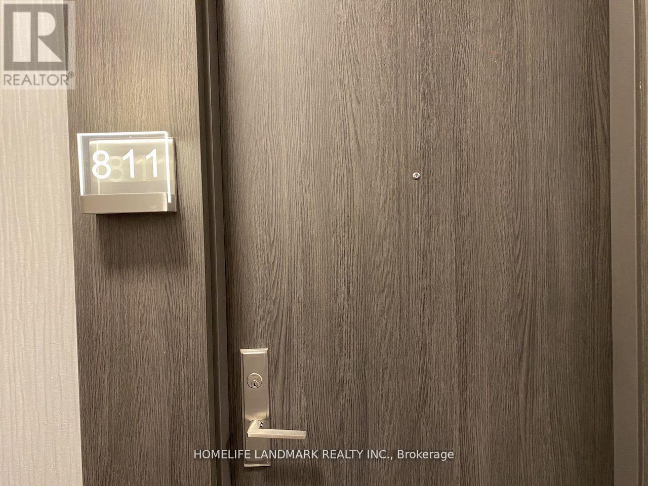 811 - 15 Water Walk Drive, Markham, Ontario  L6G 0G2 - Photo 4 - N12935848