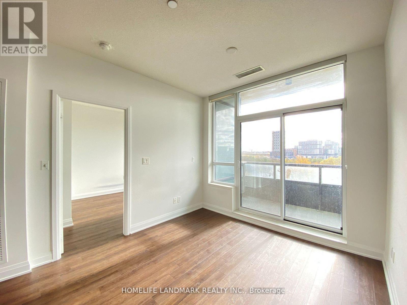 811 - 15 Water Walk Drive, Markham, Ontario  L6G 0G2 - Photo 8 - N12935848