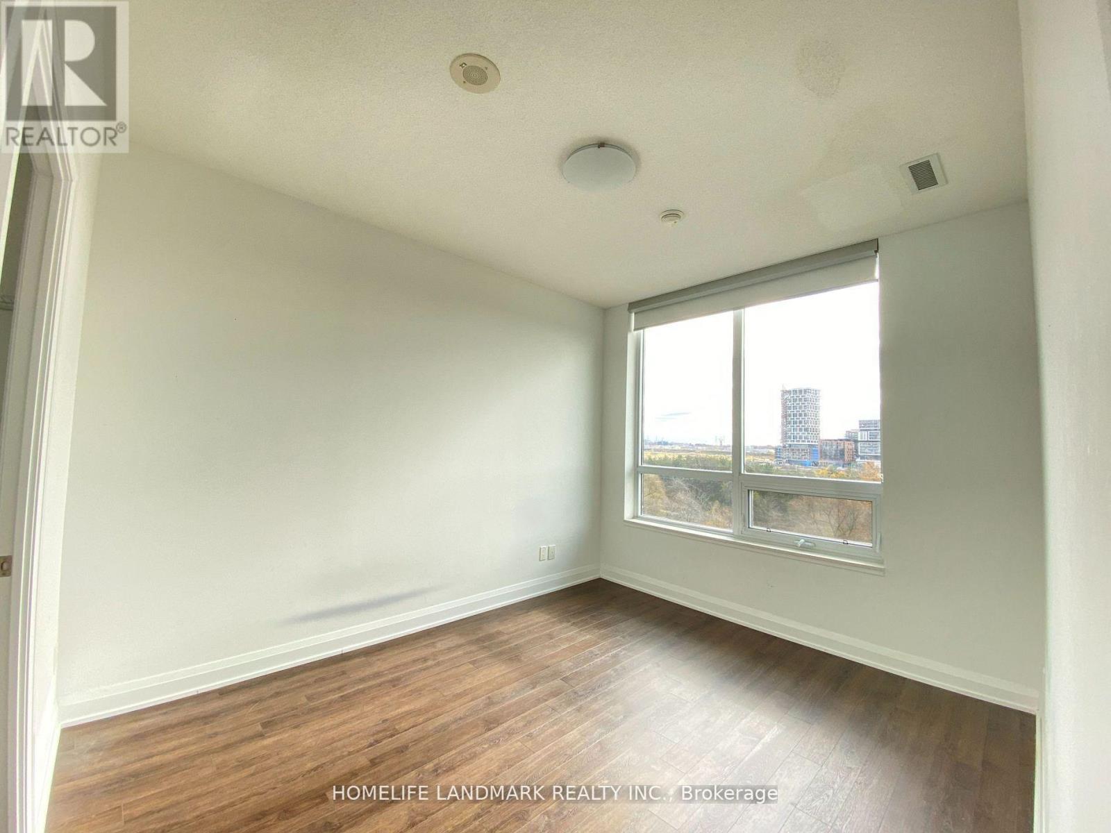 811 - 15 Water Walk Drive, Markham, Ontario  L6G 0G2 - Photo 9 - N12935848