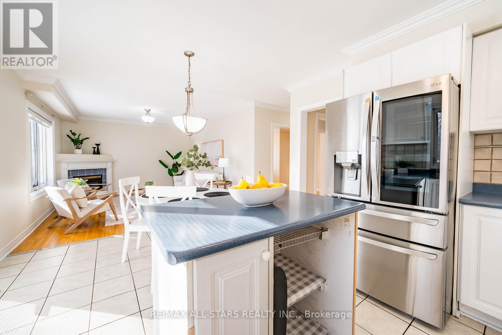 2241 Old Rutherford Road, Vaughan, Ontario  L6A 1Z7 - Photo 26 - N12935858