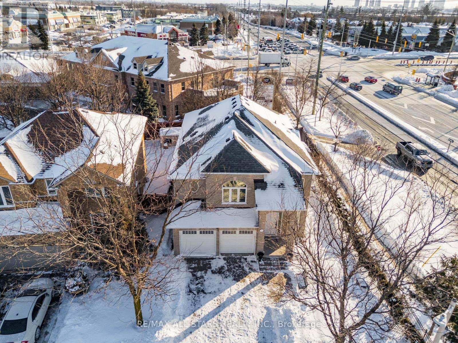 2241 Old Rutherford Road, Vaughan, Ontario  L6A 1Z7 - Photo 4 - N12935858