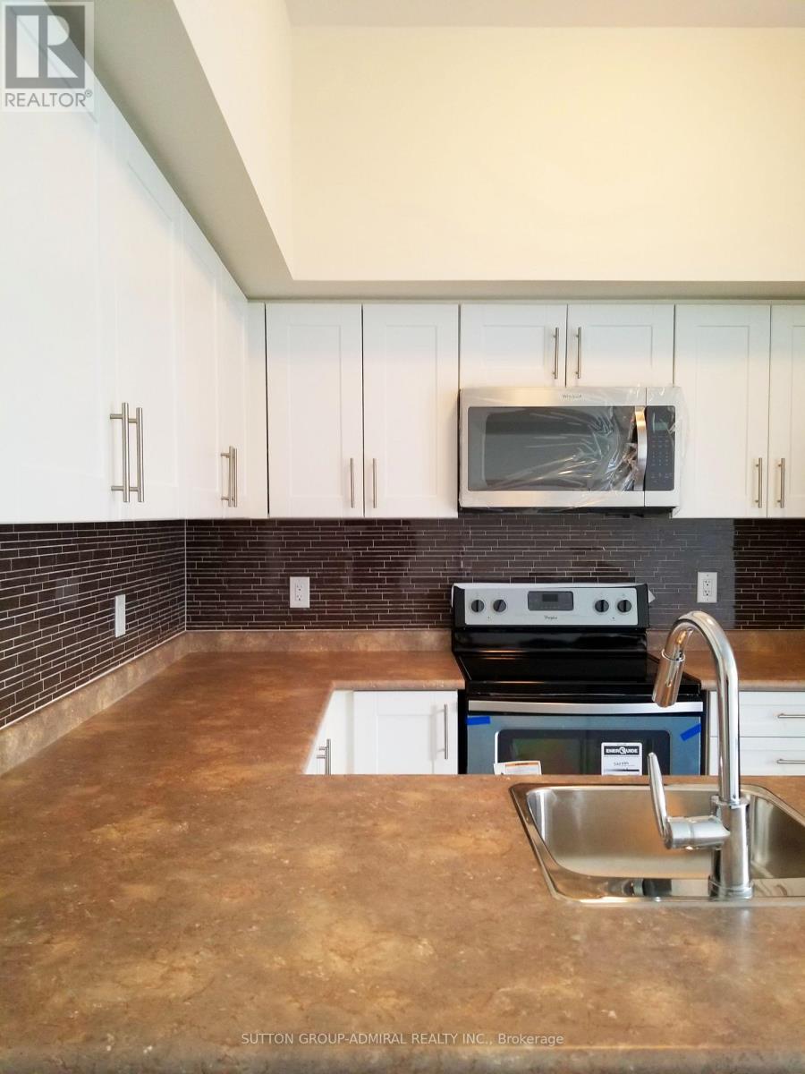 501 - 30 Dunsheath Way, Markham, Ontario  L6B 0A1 - Photo 3 - N12935944