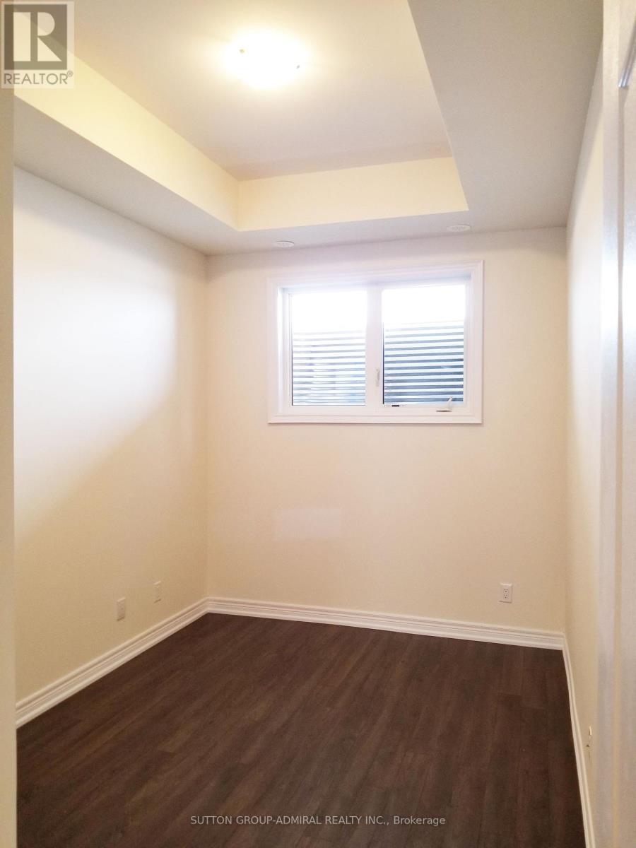 501 - 30 Dunsheath Way, Markham, Ontario  L6B 0A1 - Photo 5 - N12935944