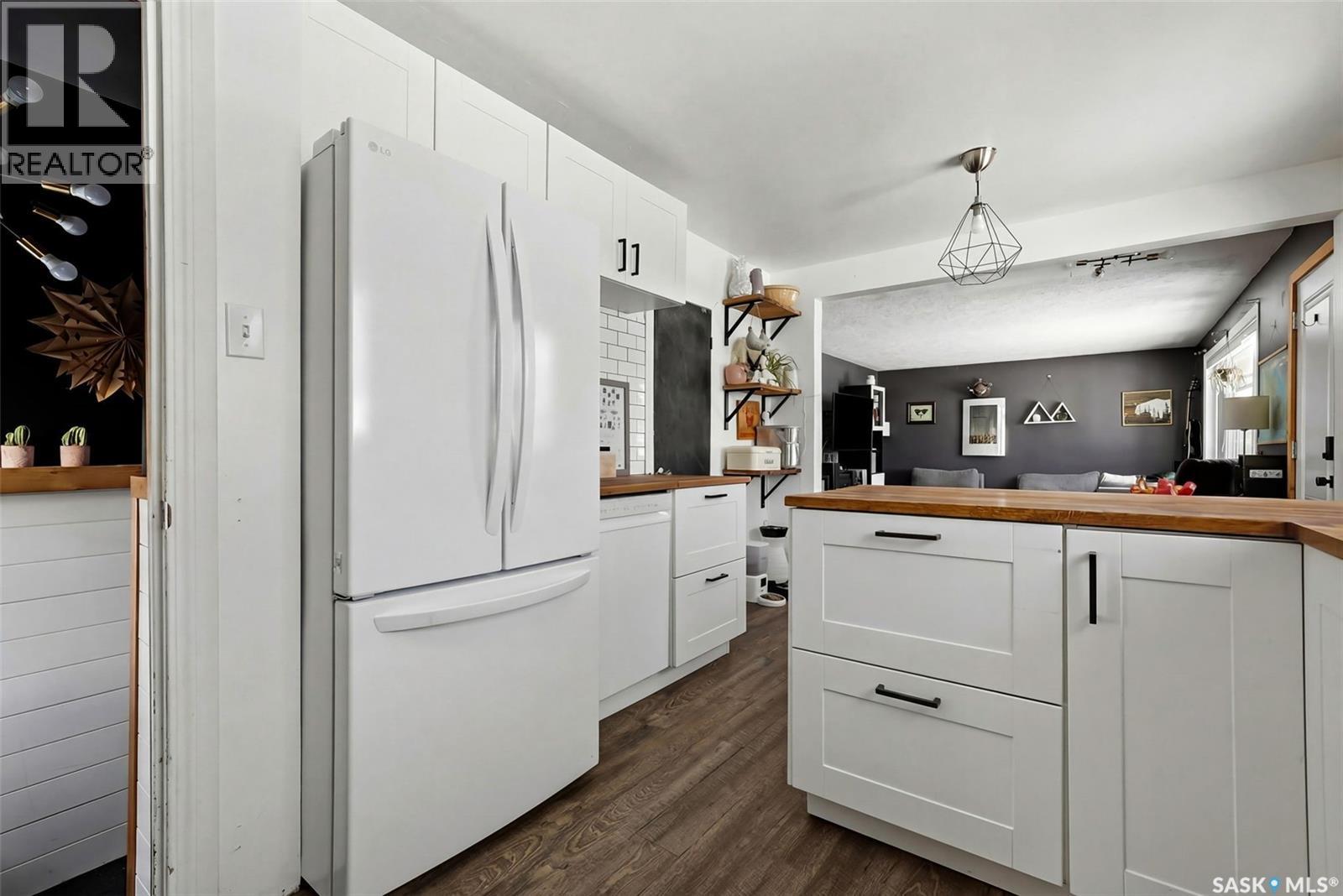 135 Daffodil Crescent, Regina, Saskatchewan  S4S 5A5 - Photo 9 - SK031598