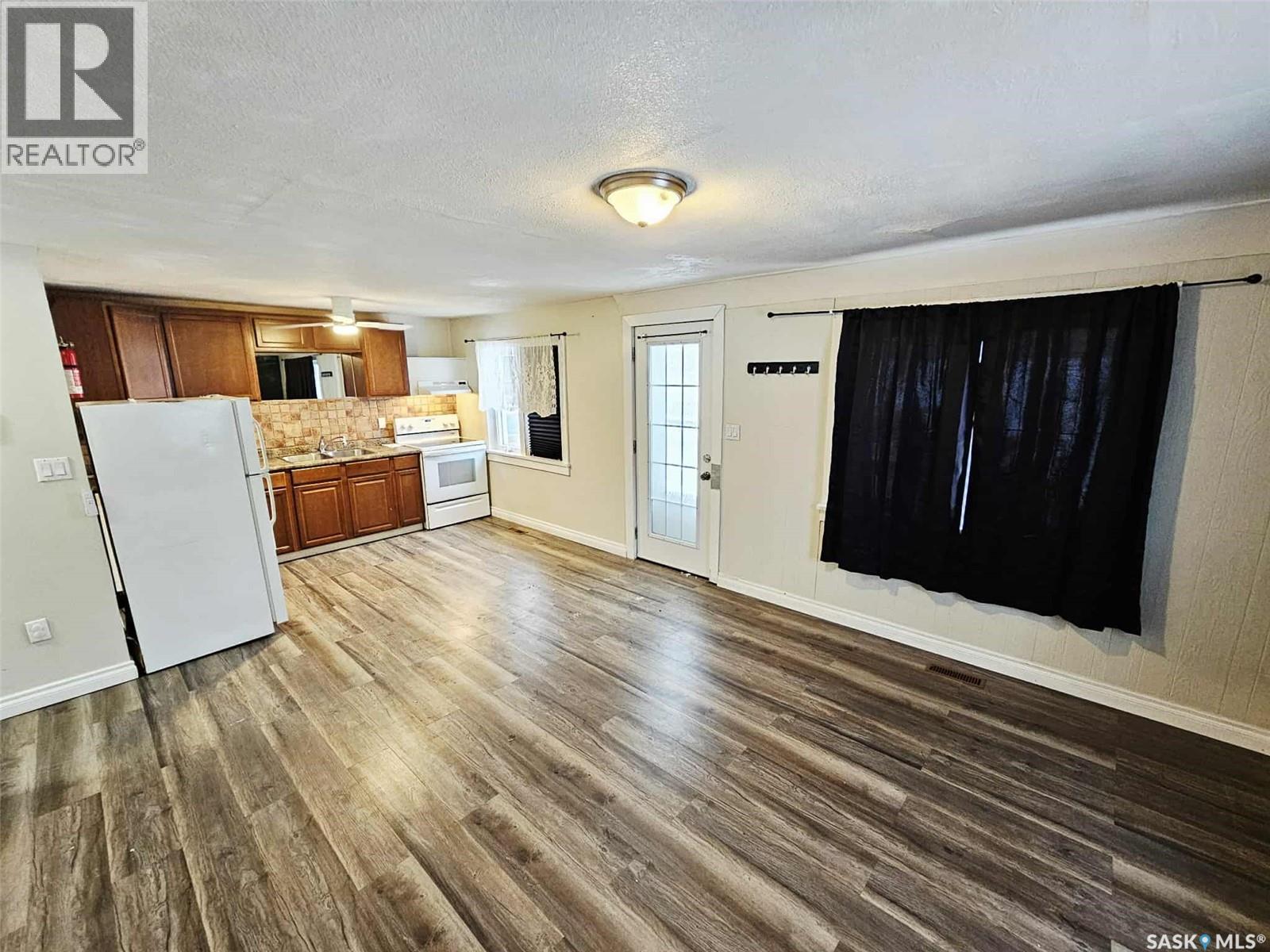 154 Ontario Avenue, Yorkton, Saskatchewan  S3N 2A1 - Photo 6 - SK031569