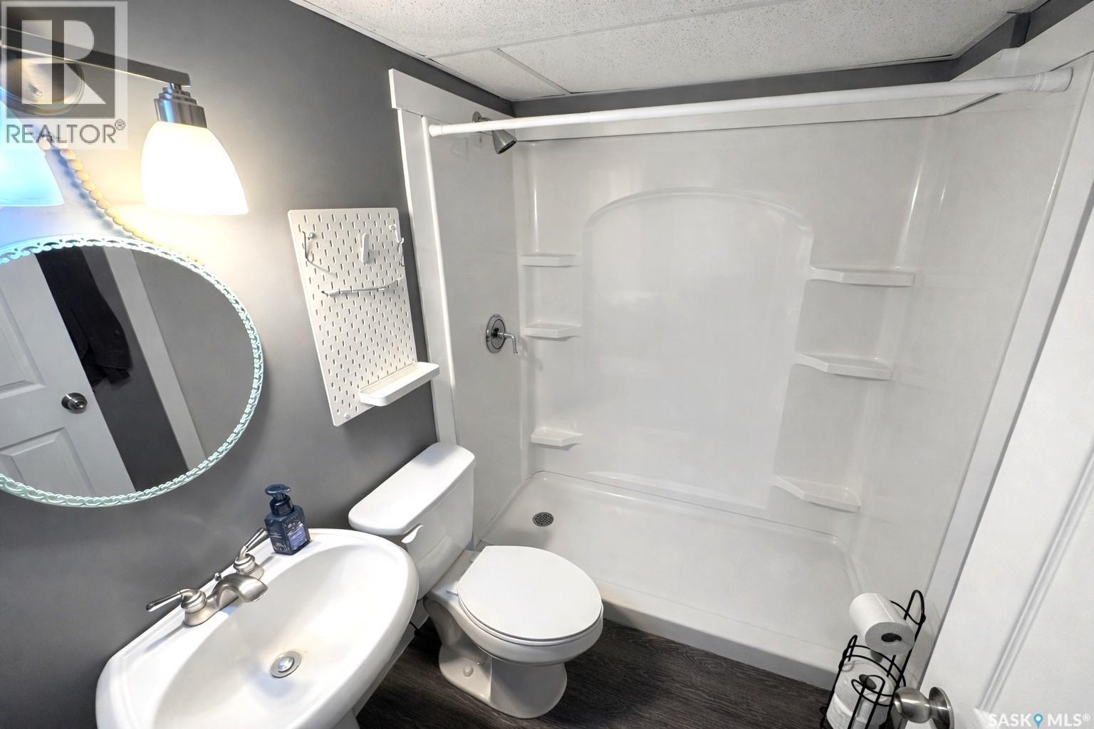 214 Pierce Street, Strasbourg, Saskatchewan  S0G 4V0 - Photo 10 - SK031549