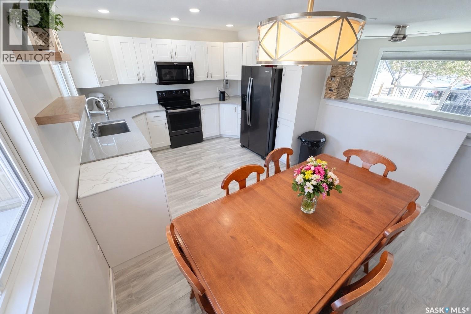 214 Pierce Street, Strasbourg, Saskatchewan  S0G 4V0 - Photo 4 - SK031549