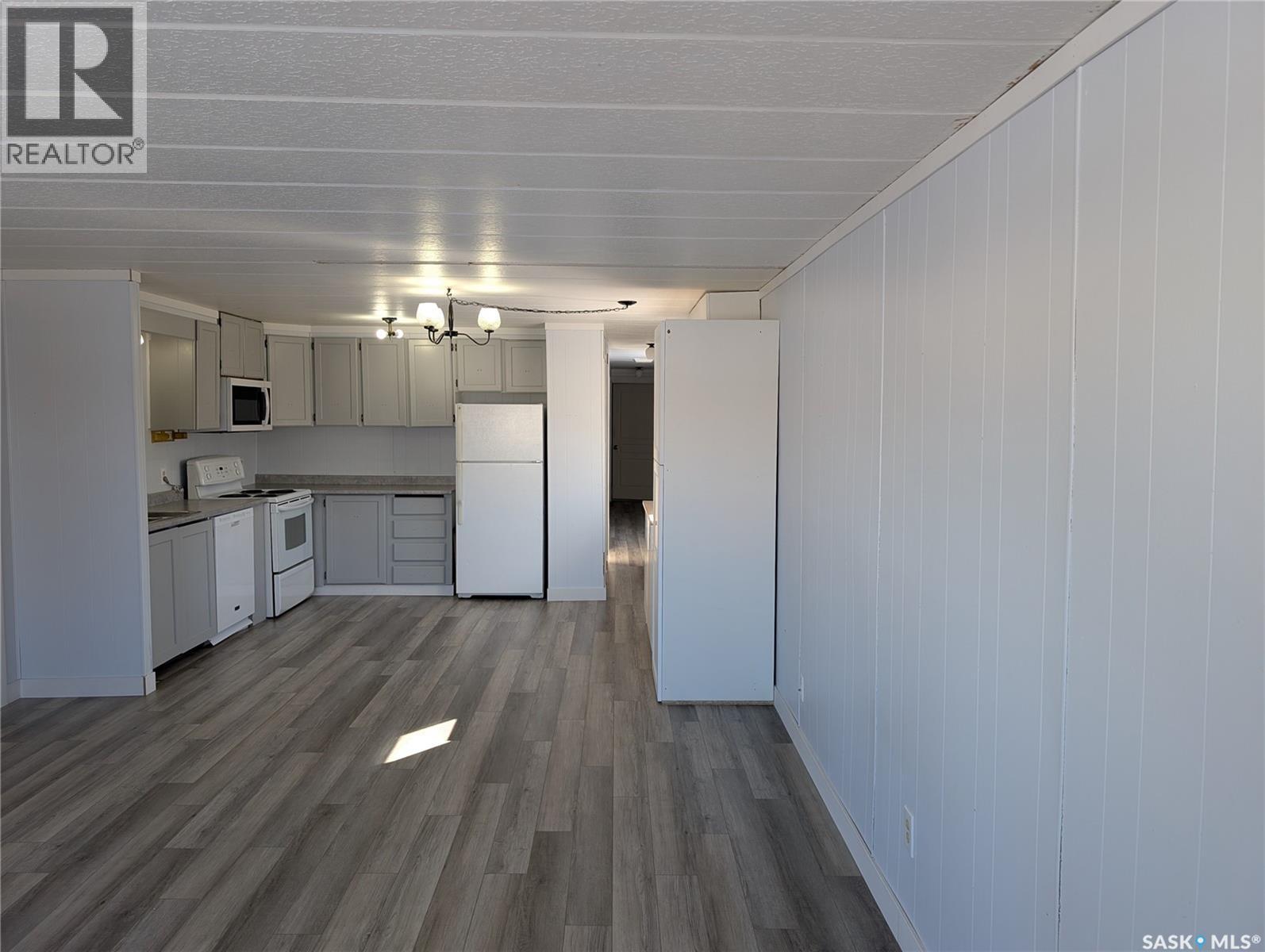 62 219 Grant Street, Saskatoon, Saskatchewan  S7N 2A5 - Photo 5 - SK031468