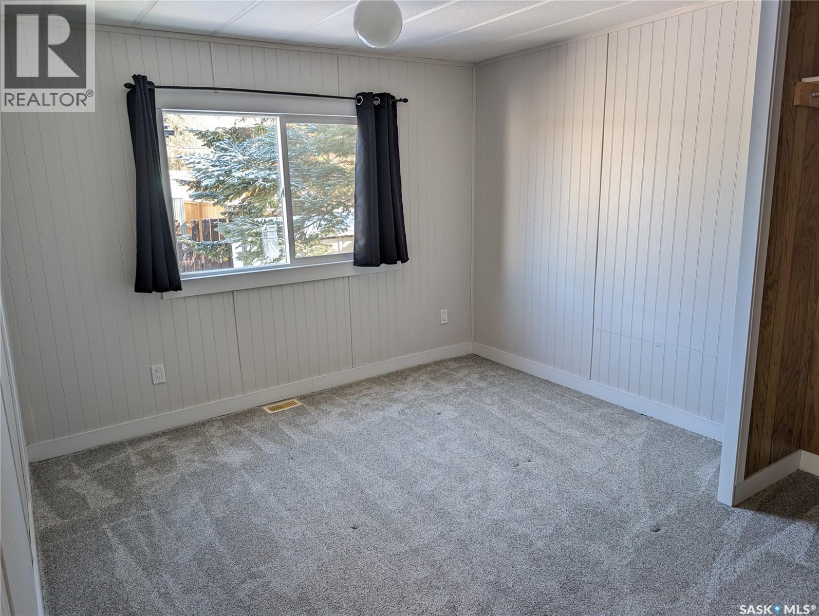 62 219 Grant Street, Saskatoon, Saskatchewan  S7N 2A5 - Photo 8 - SK031468