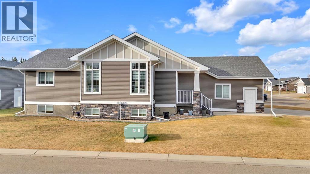 3901 49 Ave, Ponoka, Alberta  T4J 0B6 - Photo 5 - A2287534