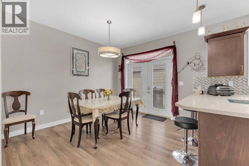 3901 49 Ave, Ponoka, Alberta  T4J 0B6 - Photo 11 - A2287534