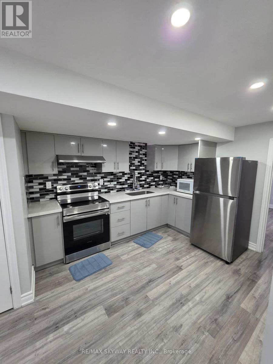 Bsmt - 6 Haverstock Crescent, Brampton, Ontario  L7A 4C9 - Photo 3 - W12935728