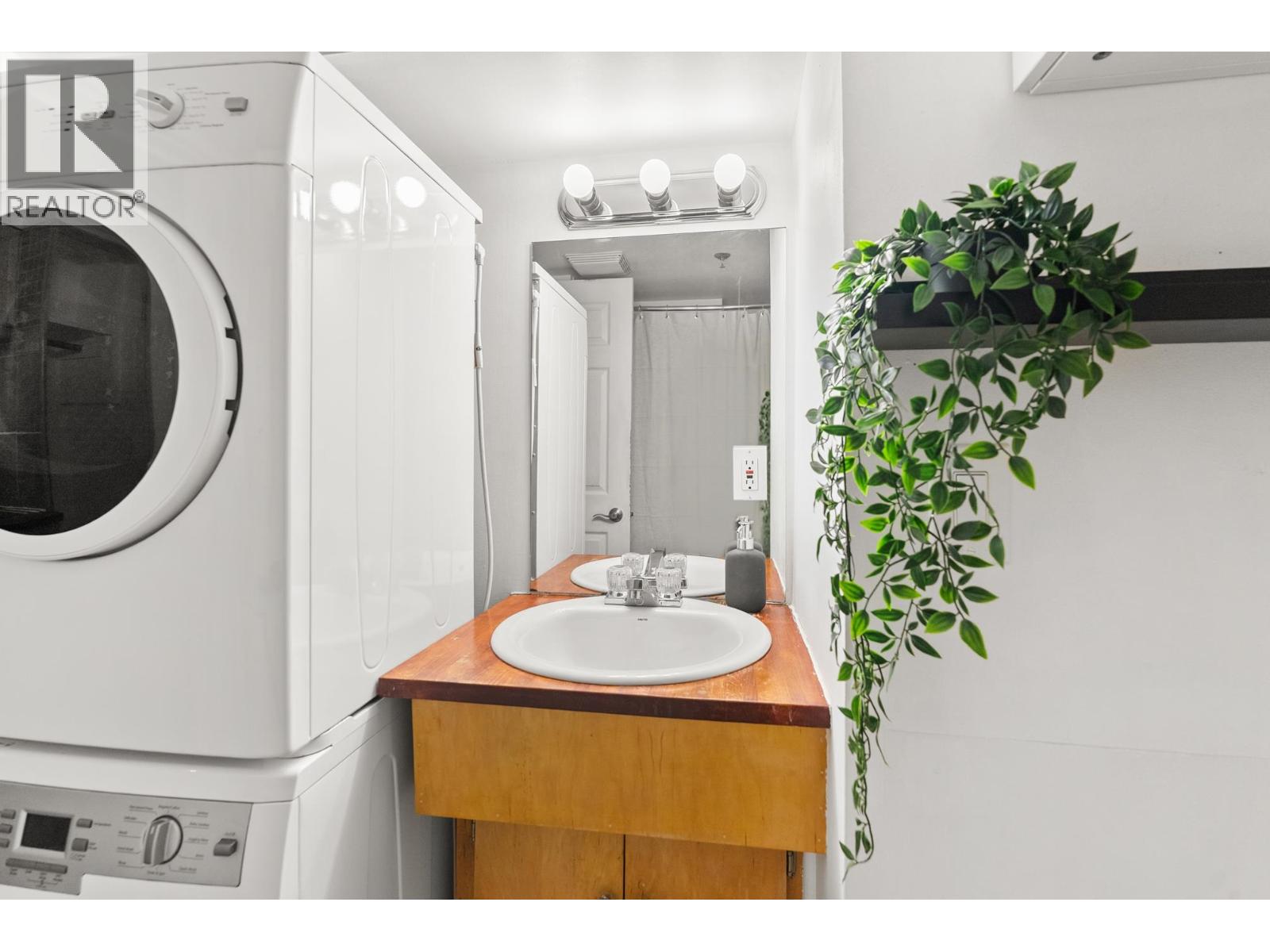 B5 238 E 10th Avenue, Vancouver, British Columbia  V5T 1Z5 - Photo 29 - R3101983