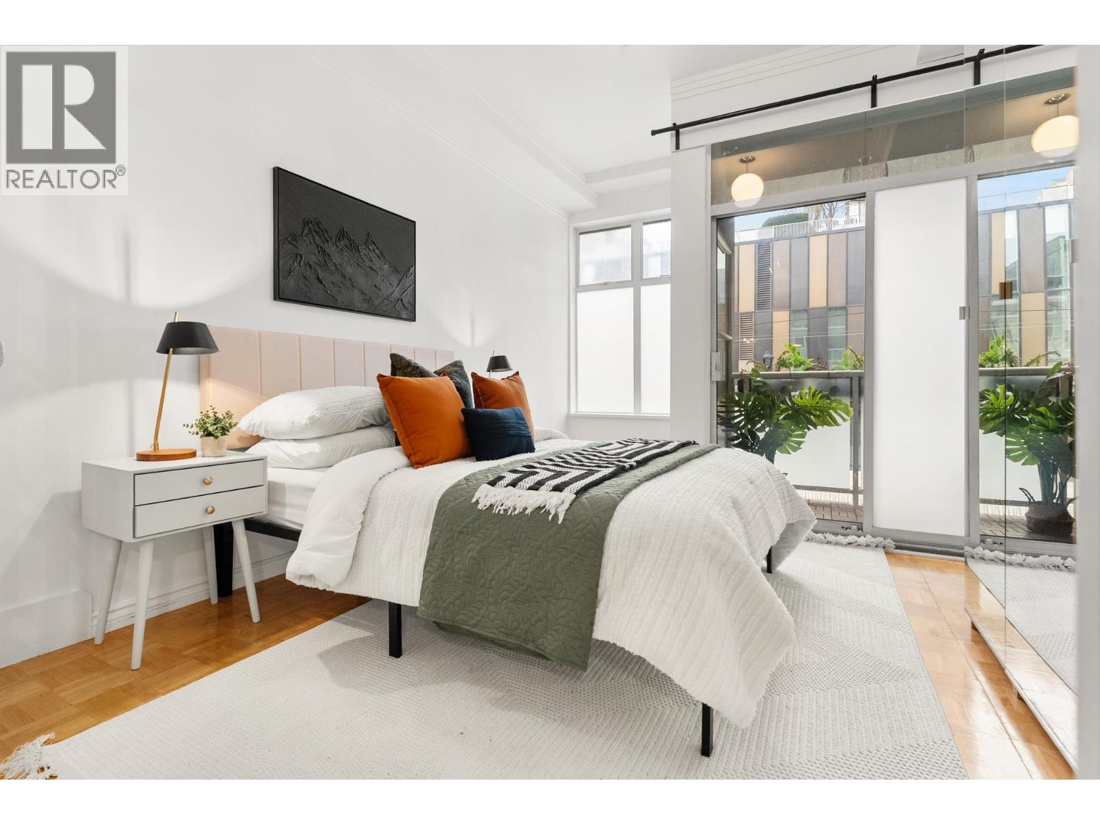 B5 238 E 10th Avenue, Vancouver, British Columbia  V5T 1Z5 - Photo 10 - R3101983