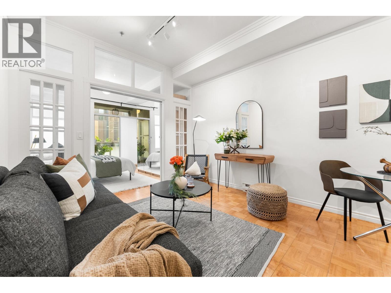 B5 238 E 10th Avenue, Vancouver, British Columbia  V5T 1Z5 - Photo 5 - R3101983