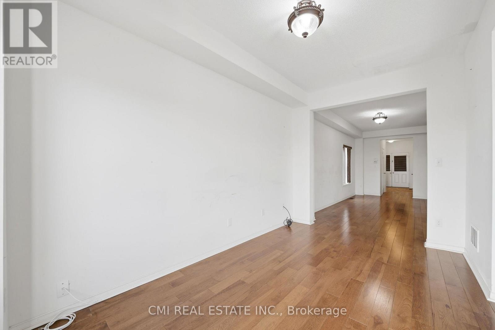 14 Gulfbrook Circle, Brampton, Ontario  L6Z 0B6 - Photo 6 - W12935758